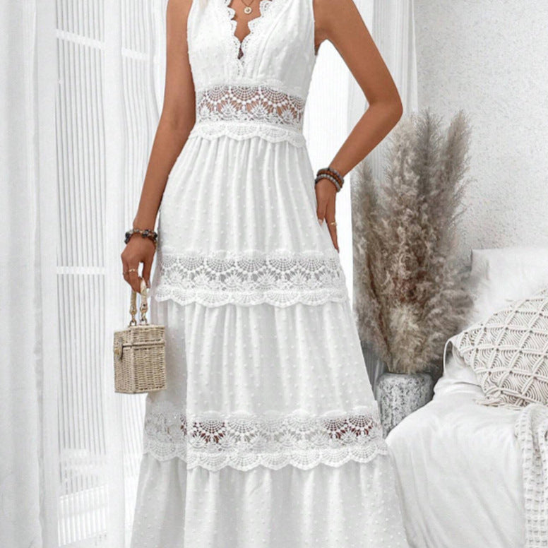 Robe d’été en dentelle fluide col V–Élégance légère