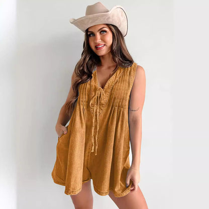 Combinaison courte en jean,chic sans manches  – look estival