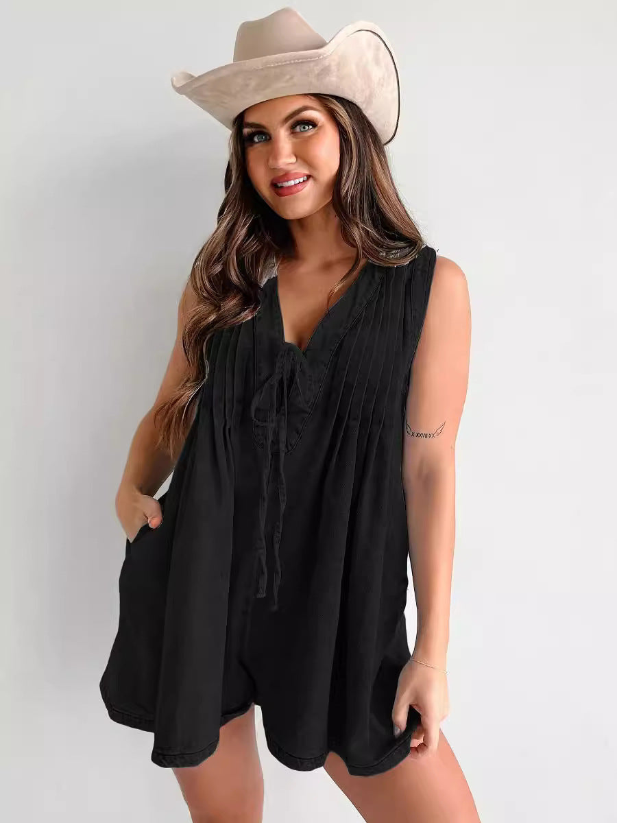 Combinaison courte en jean,chic sans manches  – look estival